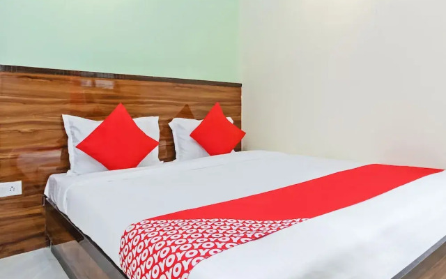 OYO 23476 Shree Mahalaxmi Lodging