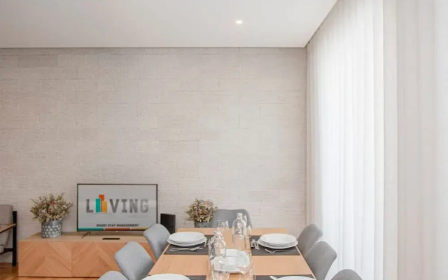 Liiiving in Porto - Design Bright House