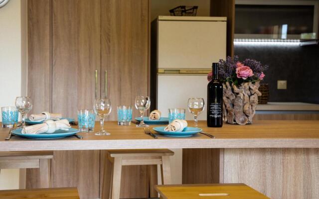 Relaxing family house with garden in Avra, Rafina
