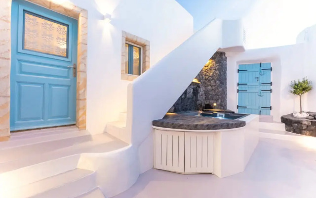 Kalamia Cave House