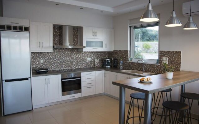 Loggos view apartments