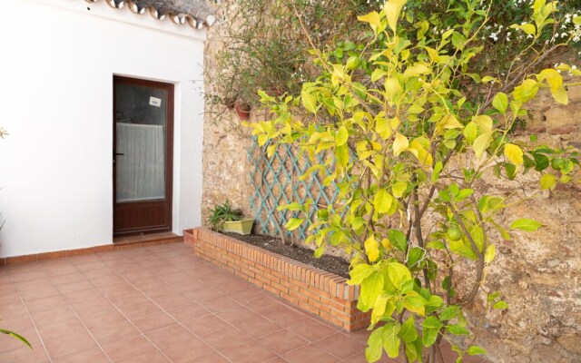 Casa con patio andaluz en ronda  centro