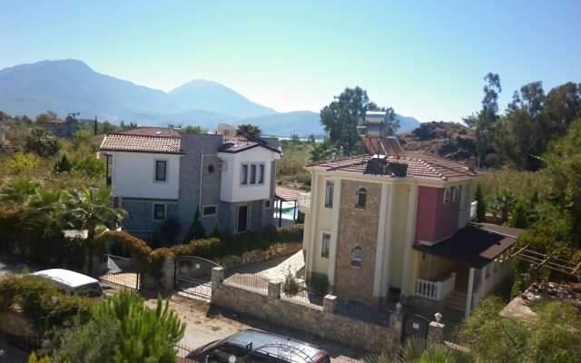 New Age Villa Tina