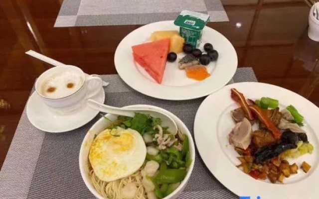 Taizhou Haiyan Jinling International Hotel
