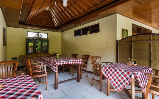 RedDoorz @ Danau Tamblingan Sanur
