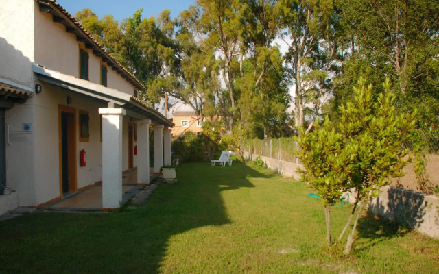 Lefkes Apartments