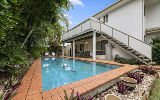 Fabulous Pet Friendly Family Home - 3 Carribean Court