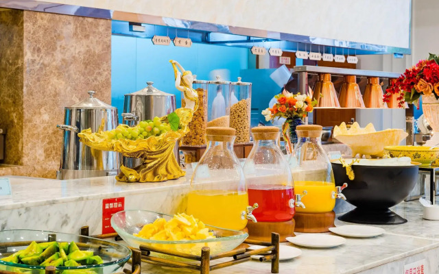 Junyu Grand Hotel