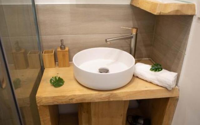 * Les Suites Aux Étoiles *