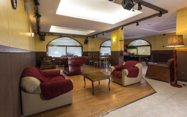 Hotel Encamp