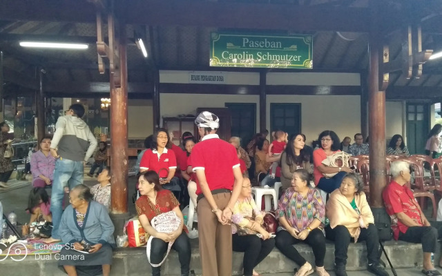 Rumah Singgah Peziarah Ganjuran by ZUZU