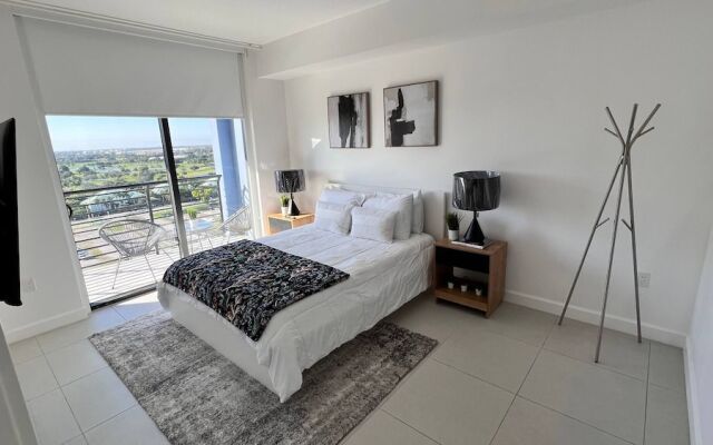 Apartment At Downtown Doral