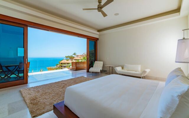 Spectacular Modern Luxury and Exceptional Amenities at Mantea Casa Cabo in Pedregal