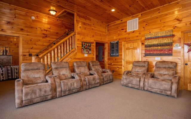 Picture Perfect- Seven Bedroom Cabin