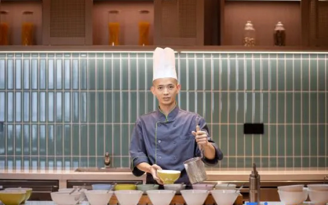 Suites By Hilton – People – Chongqing