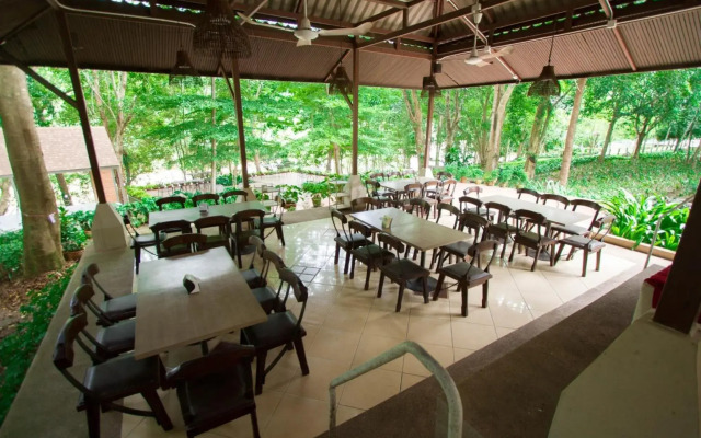 Wanathara Resort