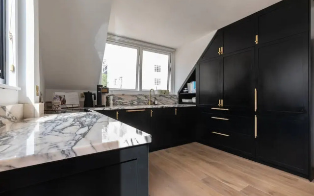 Princes Gate Mews III by Onefinestay