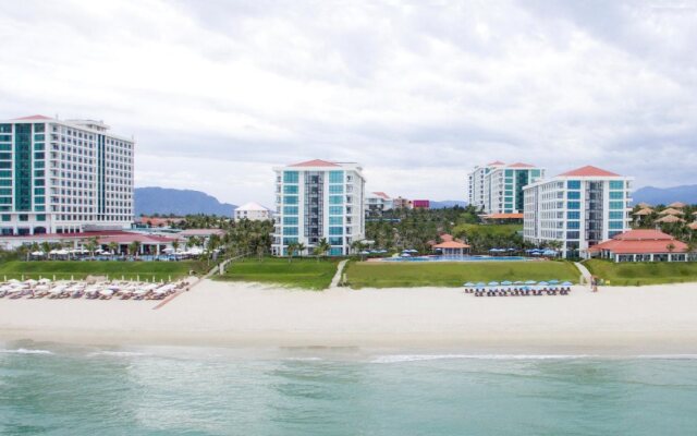 Golden Peak Resort & Spa