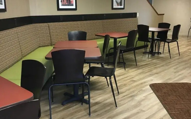 Kelly Inn Fargo North Dakota