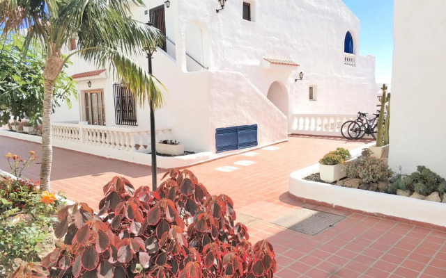 Port Royal Apartments