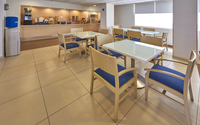 City Express by Marriott Manzanillo