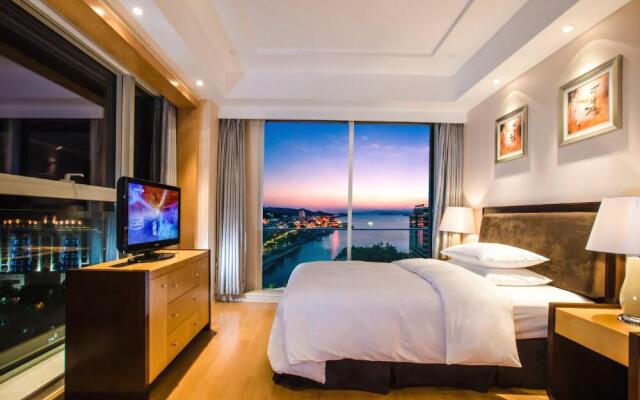 1000 Island Lake Greentown Resort Hotel