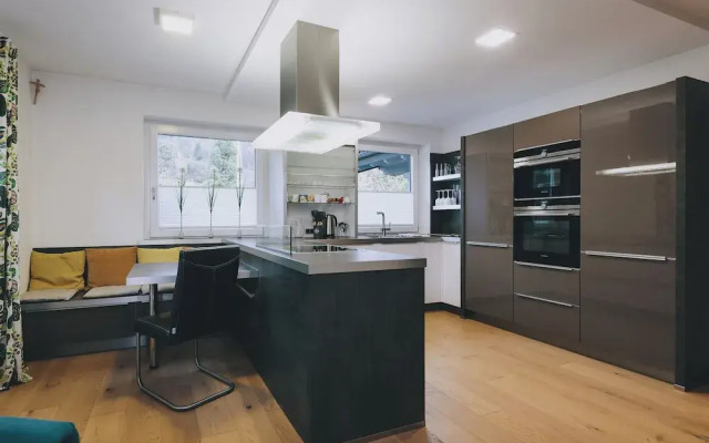 Kohlis Alpine Home by we rent