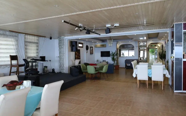 Demir Otel & Restaurant