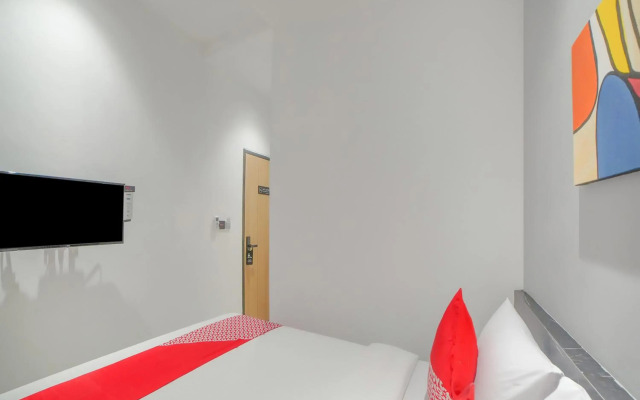 Capital O 90447 Kardopa Hotel Megapark