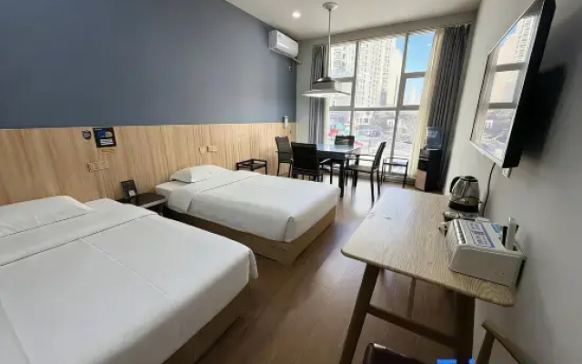 Taiyuan Wangyi Audio-Visual Hotel (Duocaicheng)