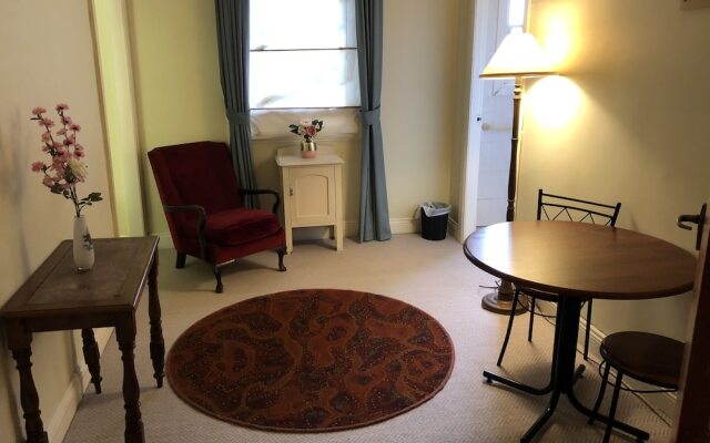 Victoria and Albert Guesthouse