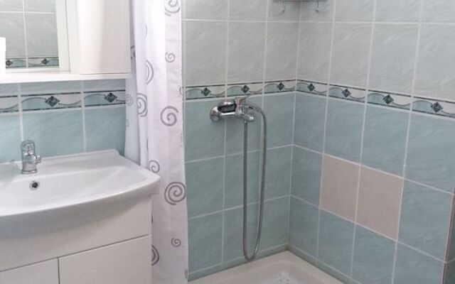 Grand Terrace Sea View Apartment