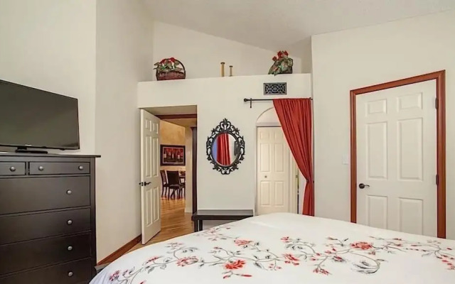 Happy Ours By Signature Vacation Rentals