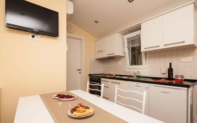 Zaton Holiday Resort Camping homes