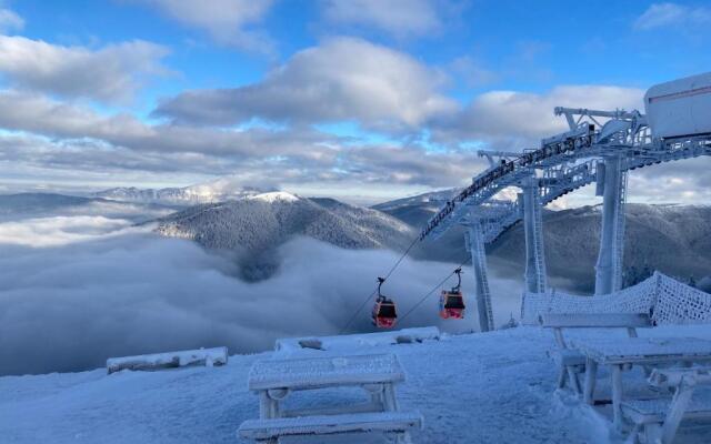 Ski View Studio - near the ski slopes