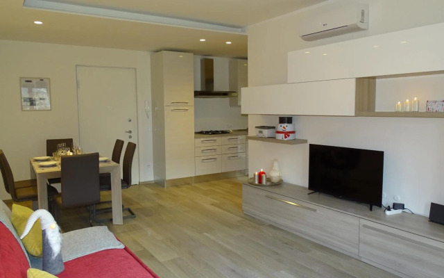 Blue Moon - Via Parigi Apartments