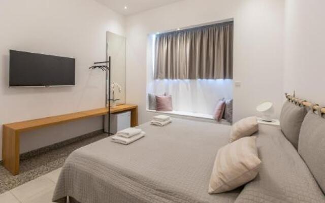 Rooms - Unique staying in Paphos Centre