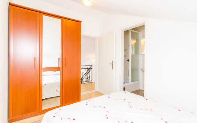 Cozy Duplex Apartment A1, Close to the Sunset Beach Near Dubrovnik