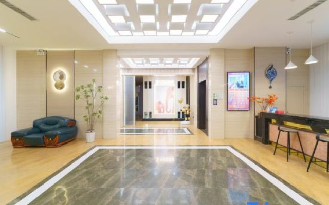 Pujiang Qianbaidu Hotel