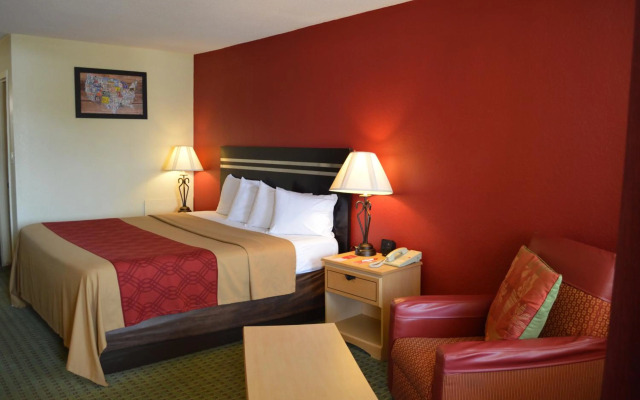 Econo Lodge Christiansburg-Blacksburg I-81