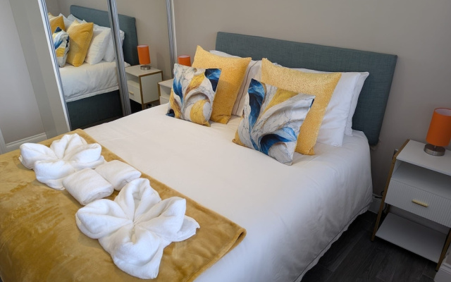 2 bed 1 Bath Seaside Waterfront