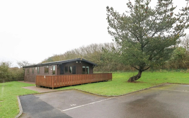 16 Amber Wood Lodge