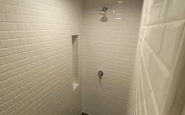 Patong Poshtel - Adults Only - Hostel