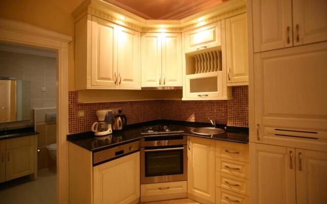 Gold Residence