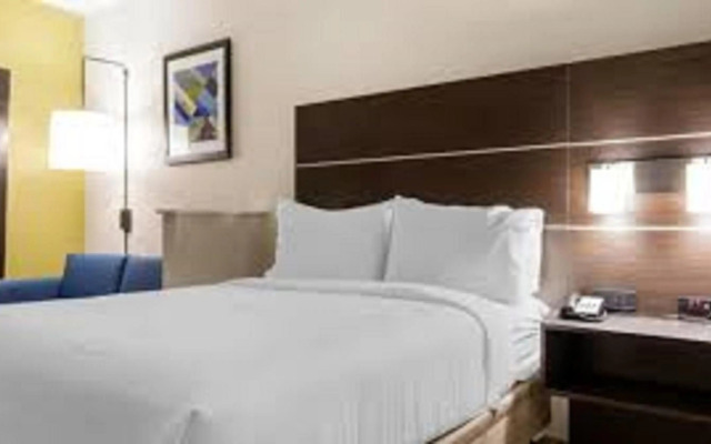 Holiday Inn Express McComb by IHG