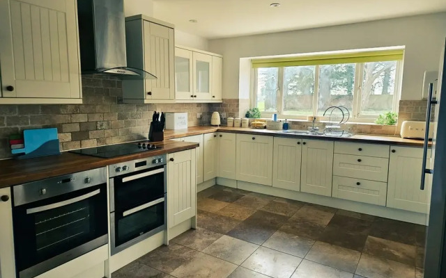 The Plough Inn Farmhouse