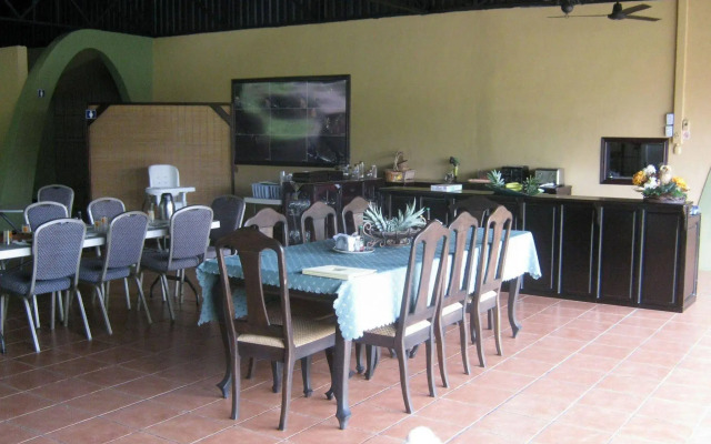 Kayak Lodge