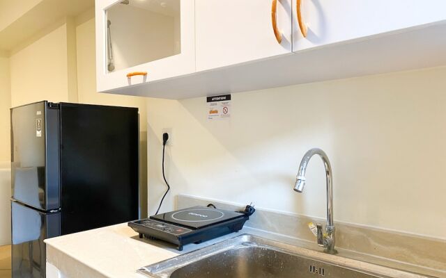 Comfort Stay 2Br Meikarta Apartment