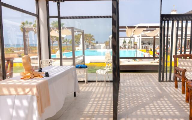 Hotel LIVVO Budha Beach