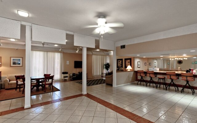 Runaway Bay Resort by BBG